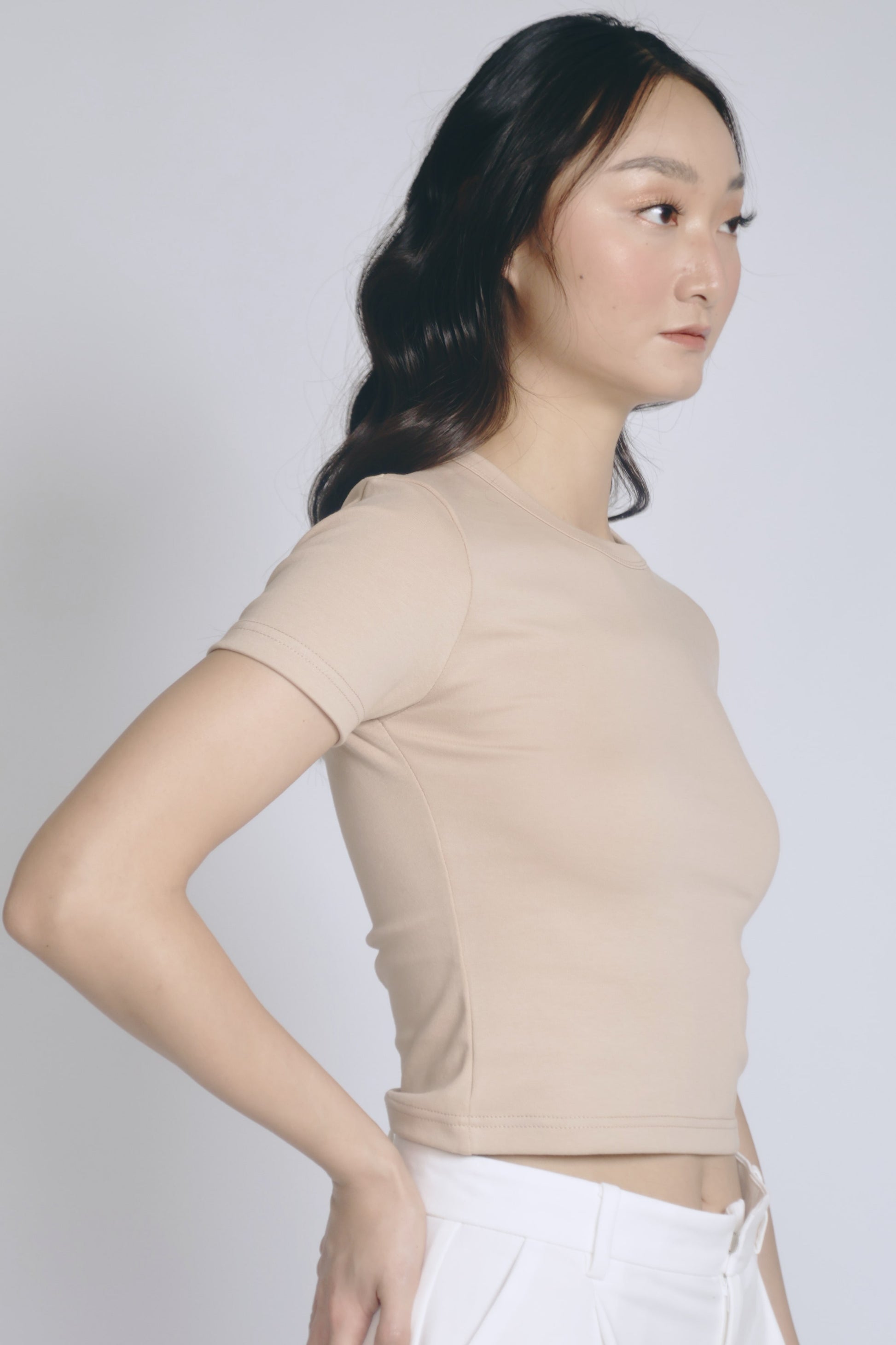 Capsule Alexa Essential Tee - Beige-side